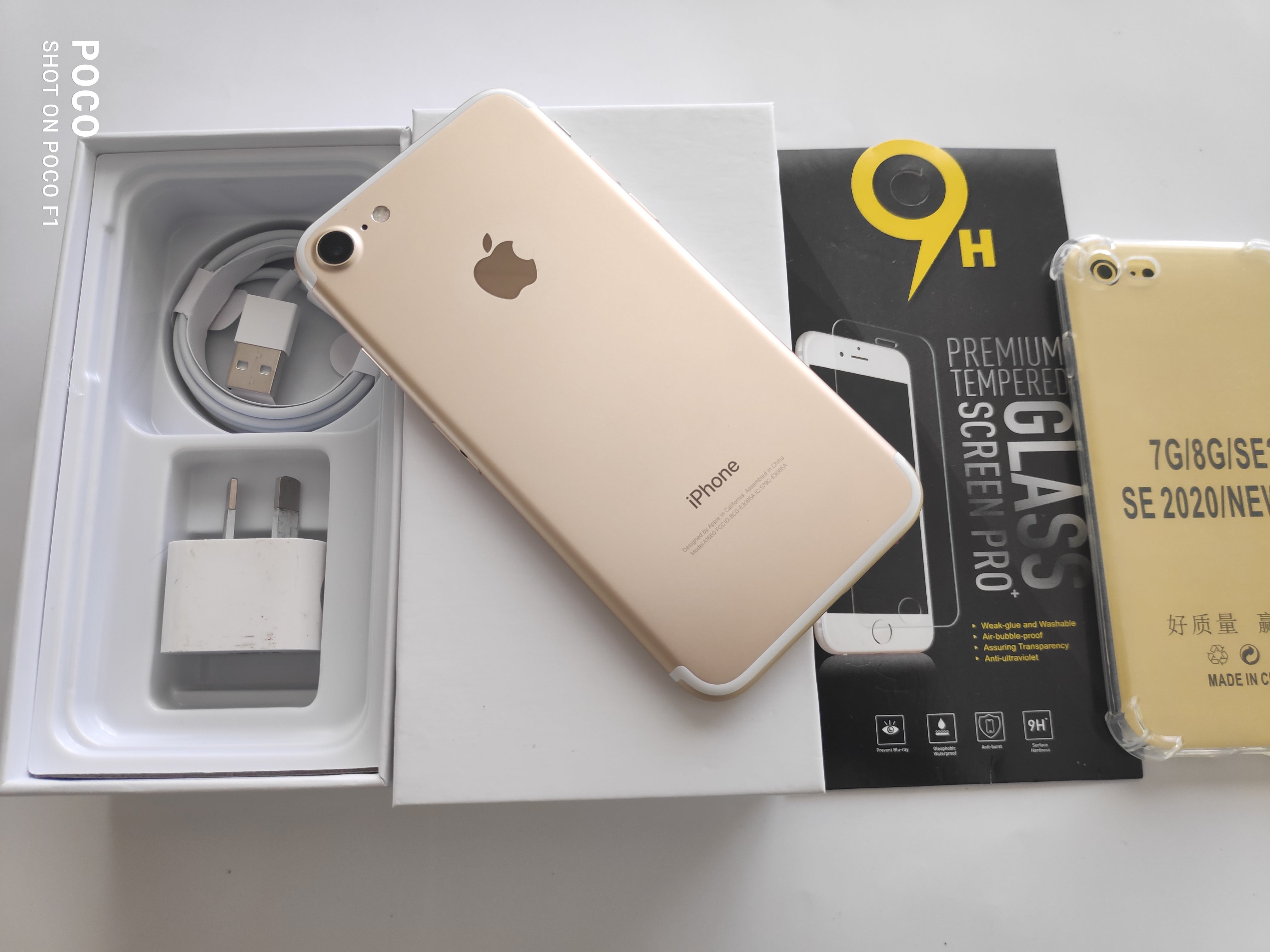 Apple iPhone 7 32GB Gold - New Battery, Case, Glass Screen Protector & Shipping (As New)