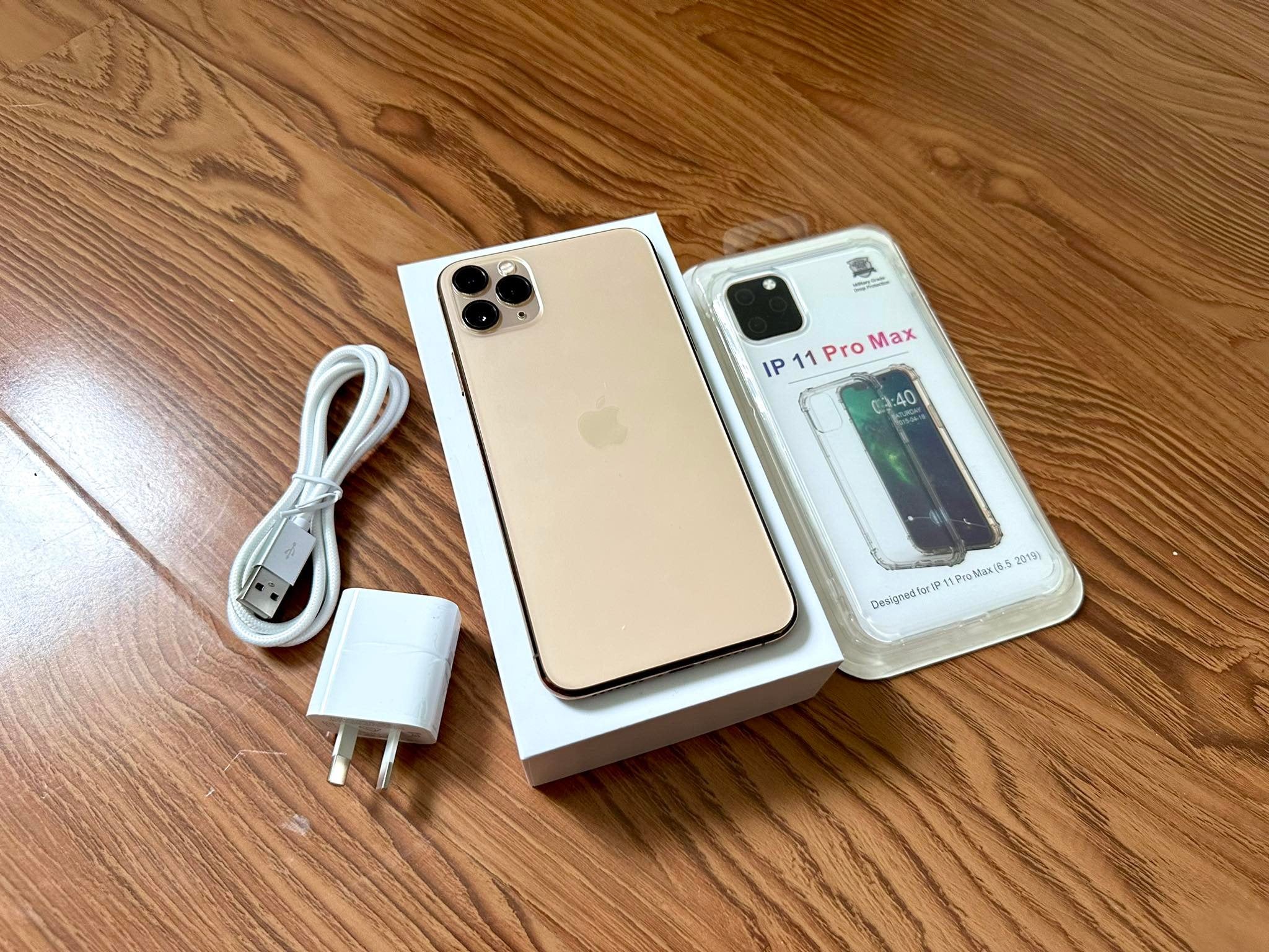 Apple iPhone 11 Pro Max 256GB Gold (As New) New Case, Screen Protector & Shipping