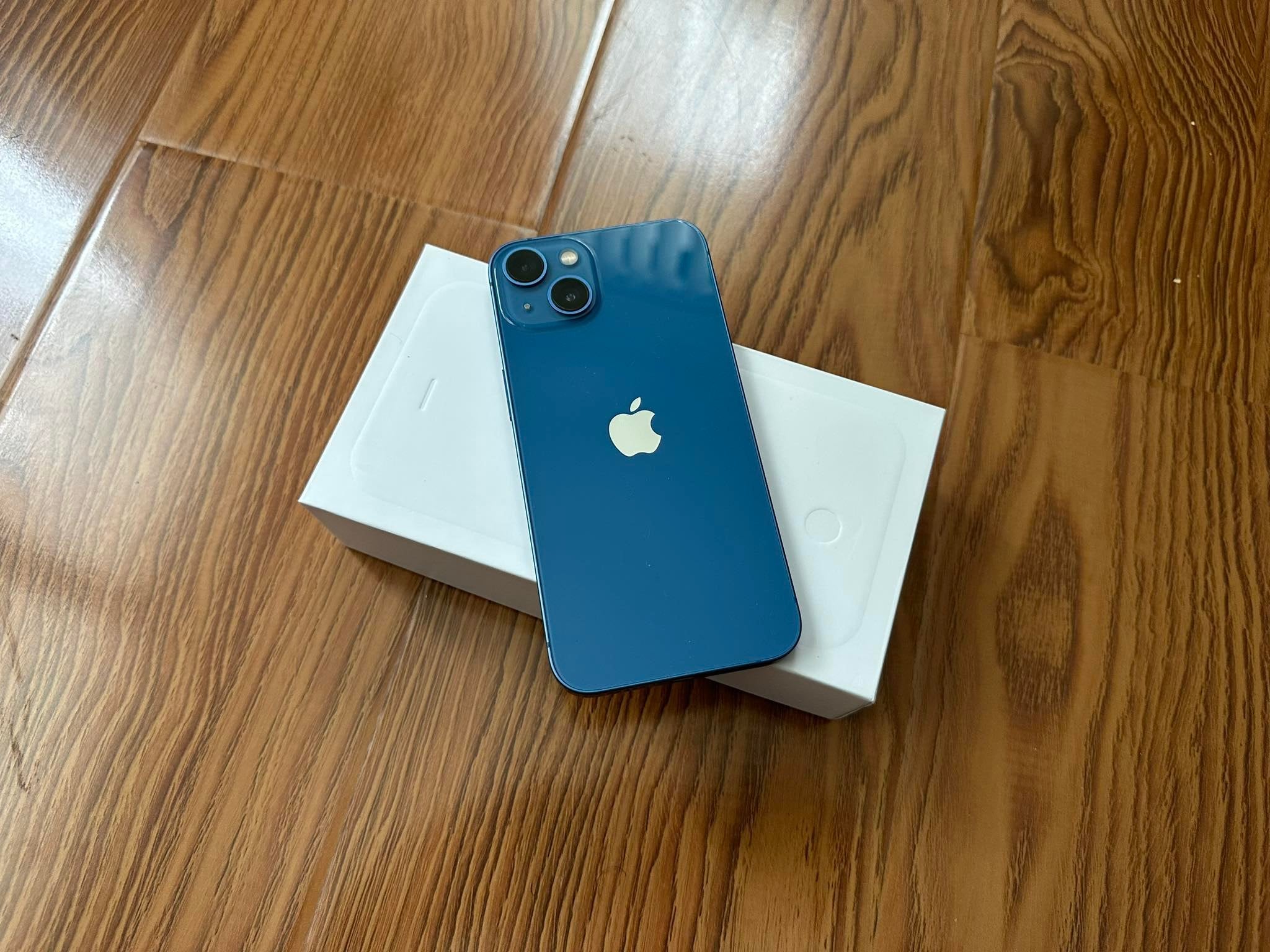 Apple iPhone 13 128GB 5G Blue (Dsp & Batt msg) New Battery, Case, Screen Protector & Shipping (Exc)