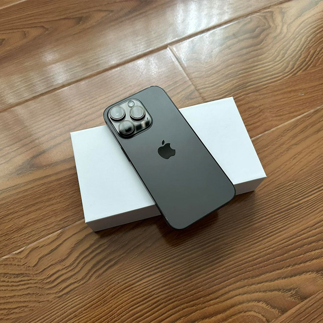 Apple iPhone 14 Pro Max 256GB 5G Space Gray - New Case, Screen Protector