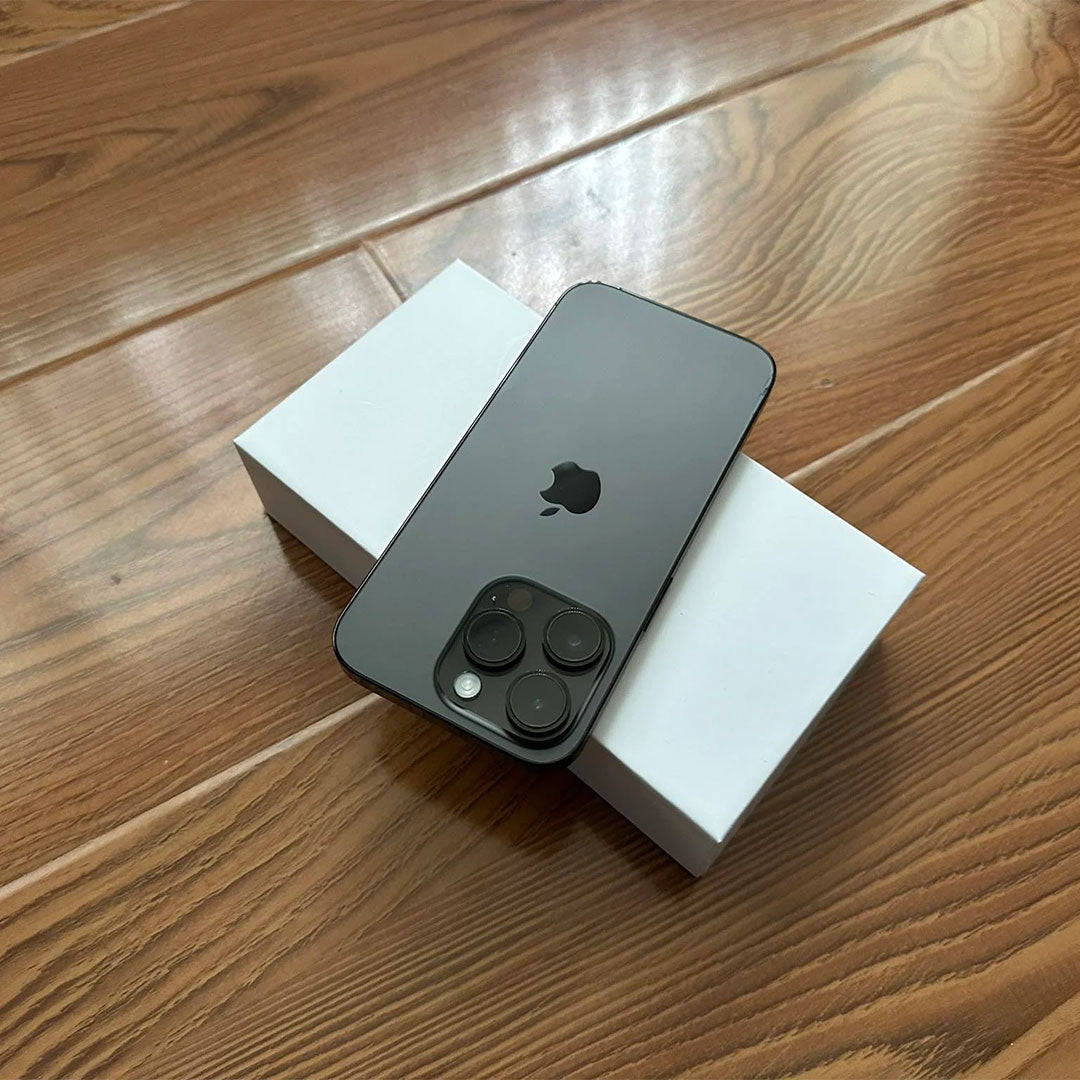 Apple iPhone 14 Pro Max 256GB 5G Space Gray - New Case, Screen Protector