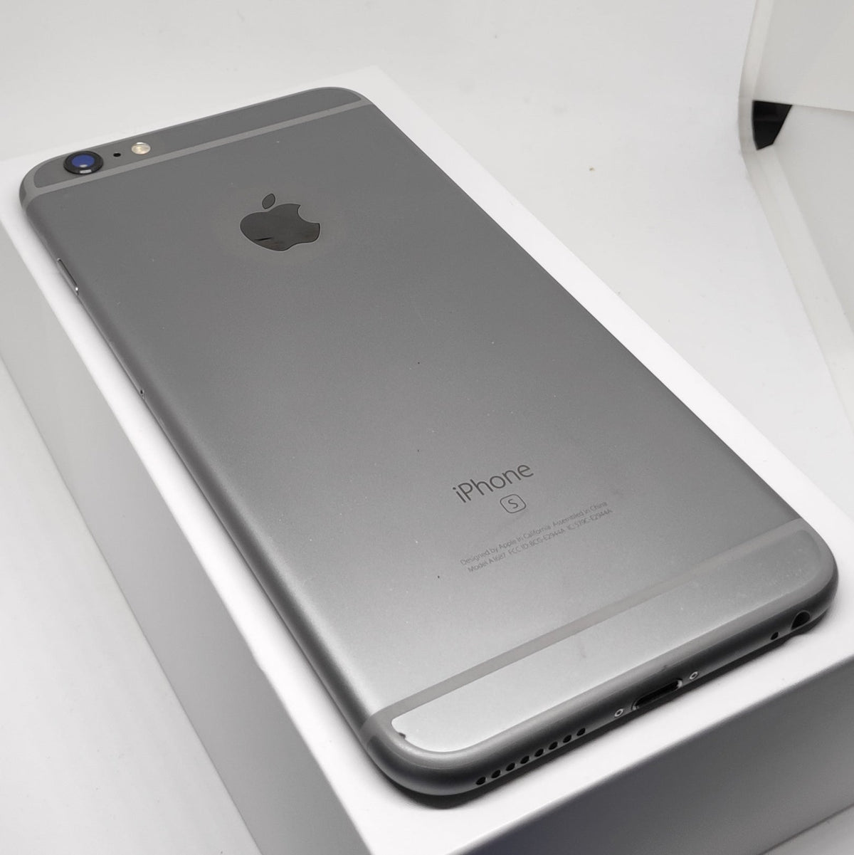 Apple iPhone 6s Plus 32GB Space Gray - New Battery, Case, Screen Protector (As New)
