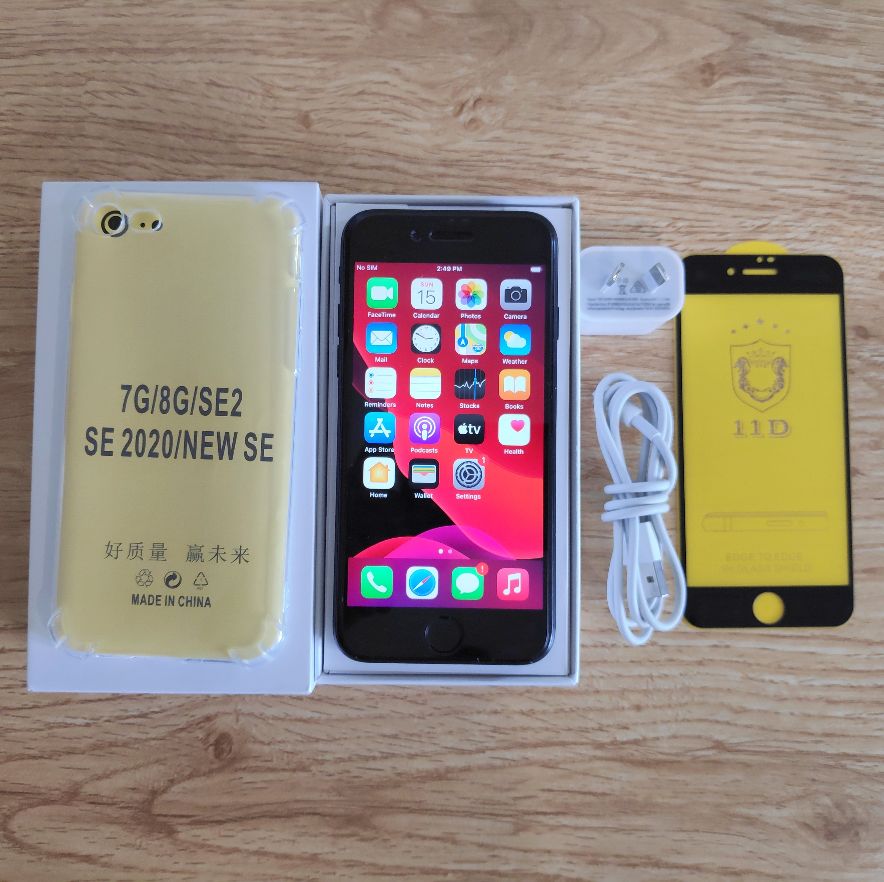 Apple iPhone 7 128GB Jet Black - New Battery, Case, Glass Screen Protector (Good)