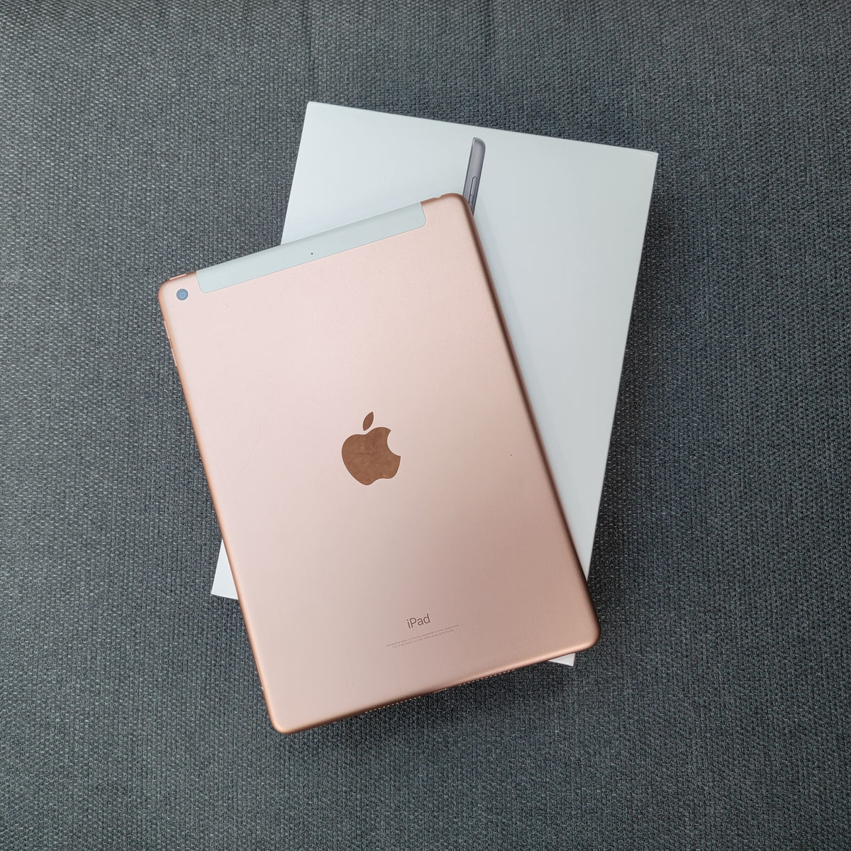 Apple iPad 7 32GB 10.2 inch Wi-Fi + Cellular 3G/4G Gold (As New) Rear Camera NW