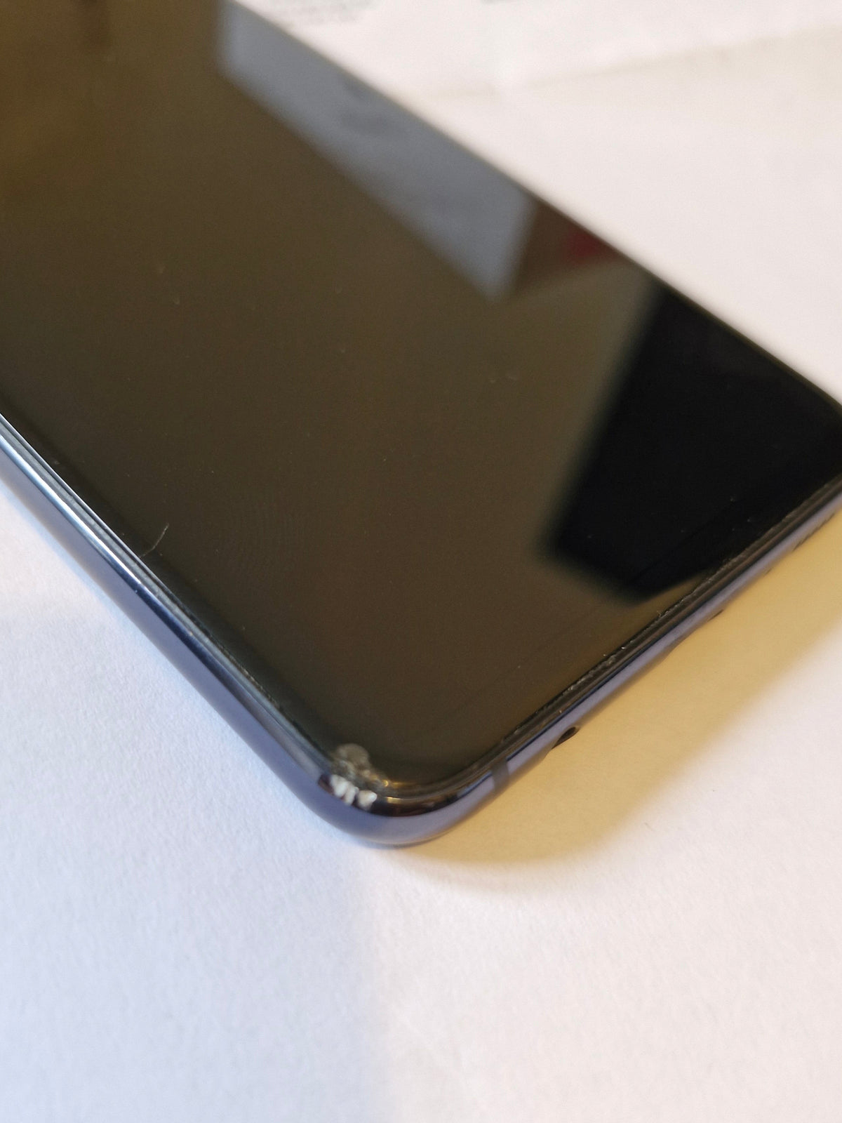 Samsung Galaxy S10e Prism Black SM-G970F - New Case, Glass Screen Protector (Good) NZ Model