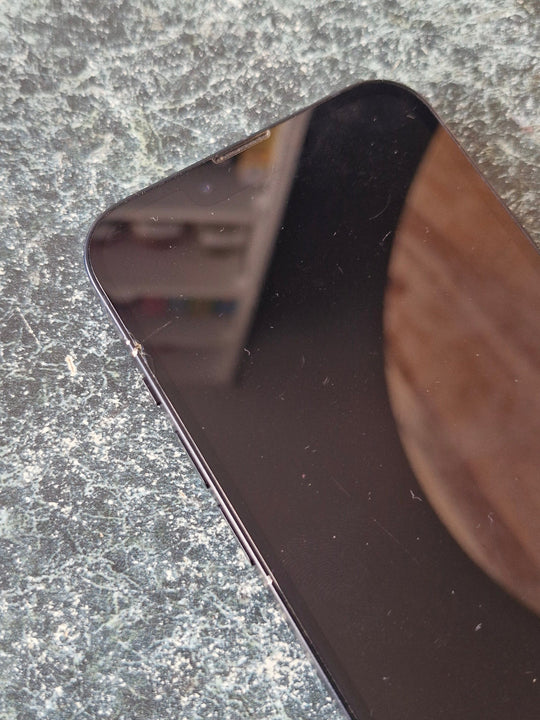 Apple iPhone 13 128GB 5G Midnight Black (Imperfect) Cracked Back
