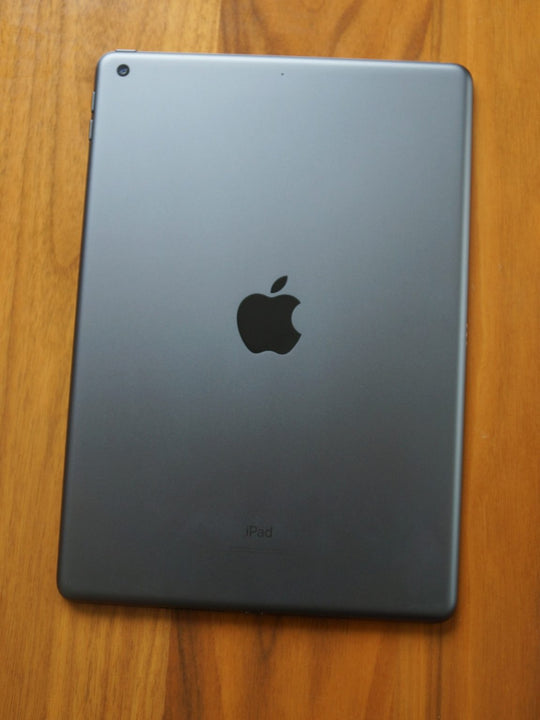 Apple iPad 8th Gen 128GB Wi-Fi Space Gray New Battery Excellent