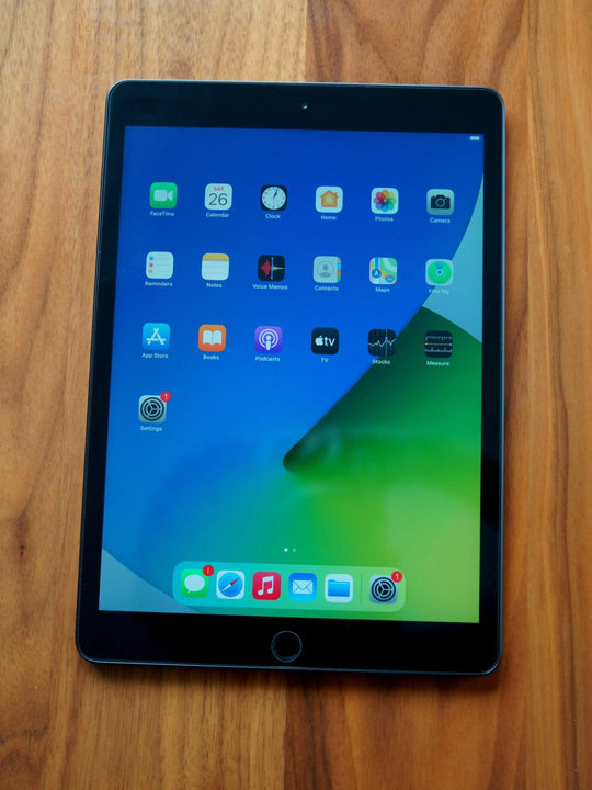 Apple iPad 8th Gen 32GB Wi-Fi Cellular Space Gray