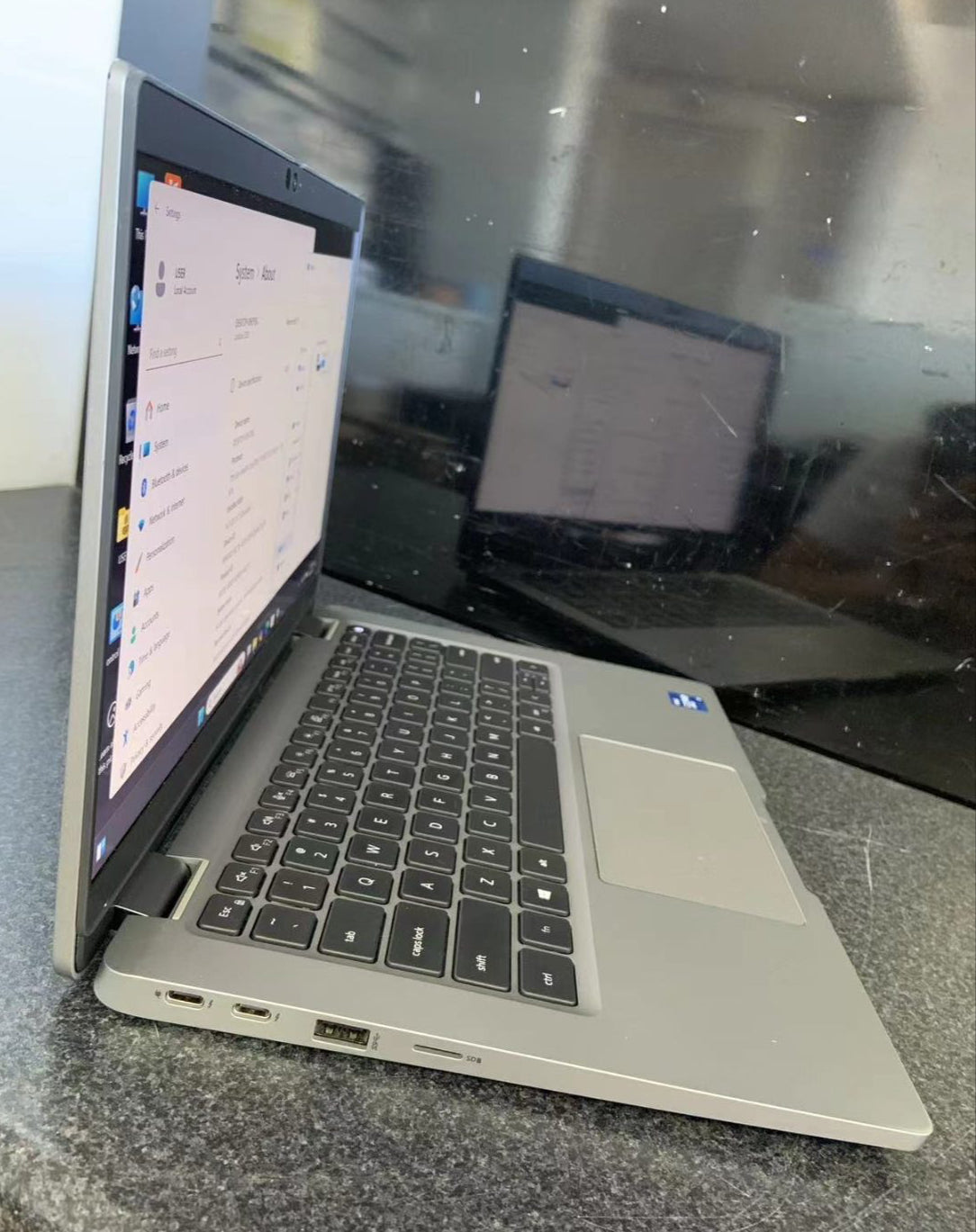 Dell Latitude 5320 13.3-inch Touch - Intel i7 11th Gen - 16GB RAM - 256GB SSD - Win11 Pro - Used (New Battery)