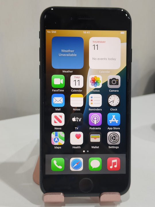 Apple iPhone SE 2022 3rd Gen 5G 64GB Black - New Battery, Original Box (As New)