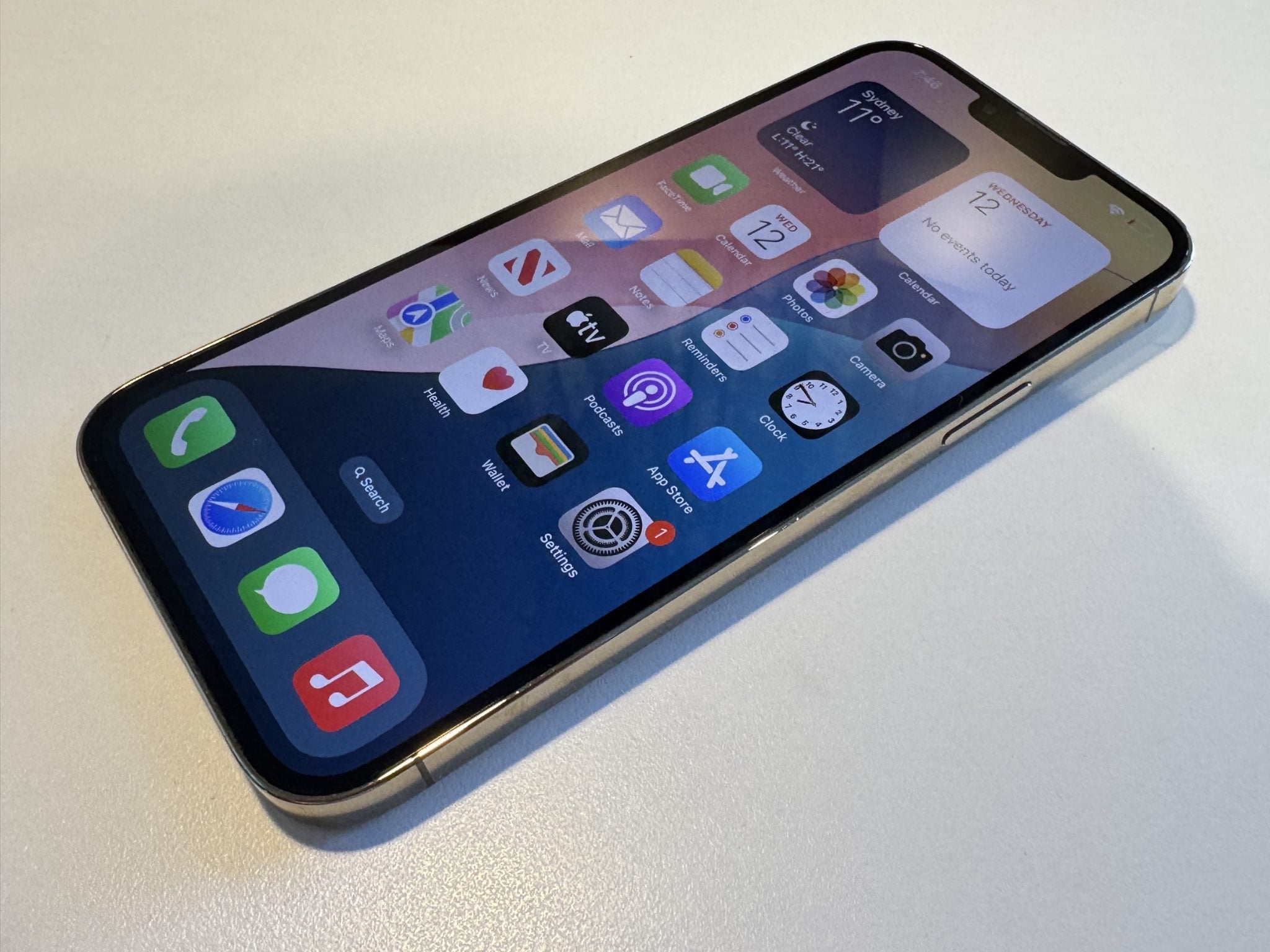 Apple iPhone 13 Pro Max 256GB Gold - Original Apple Box (As New)