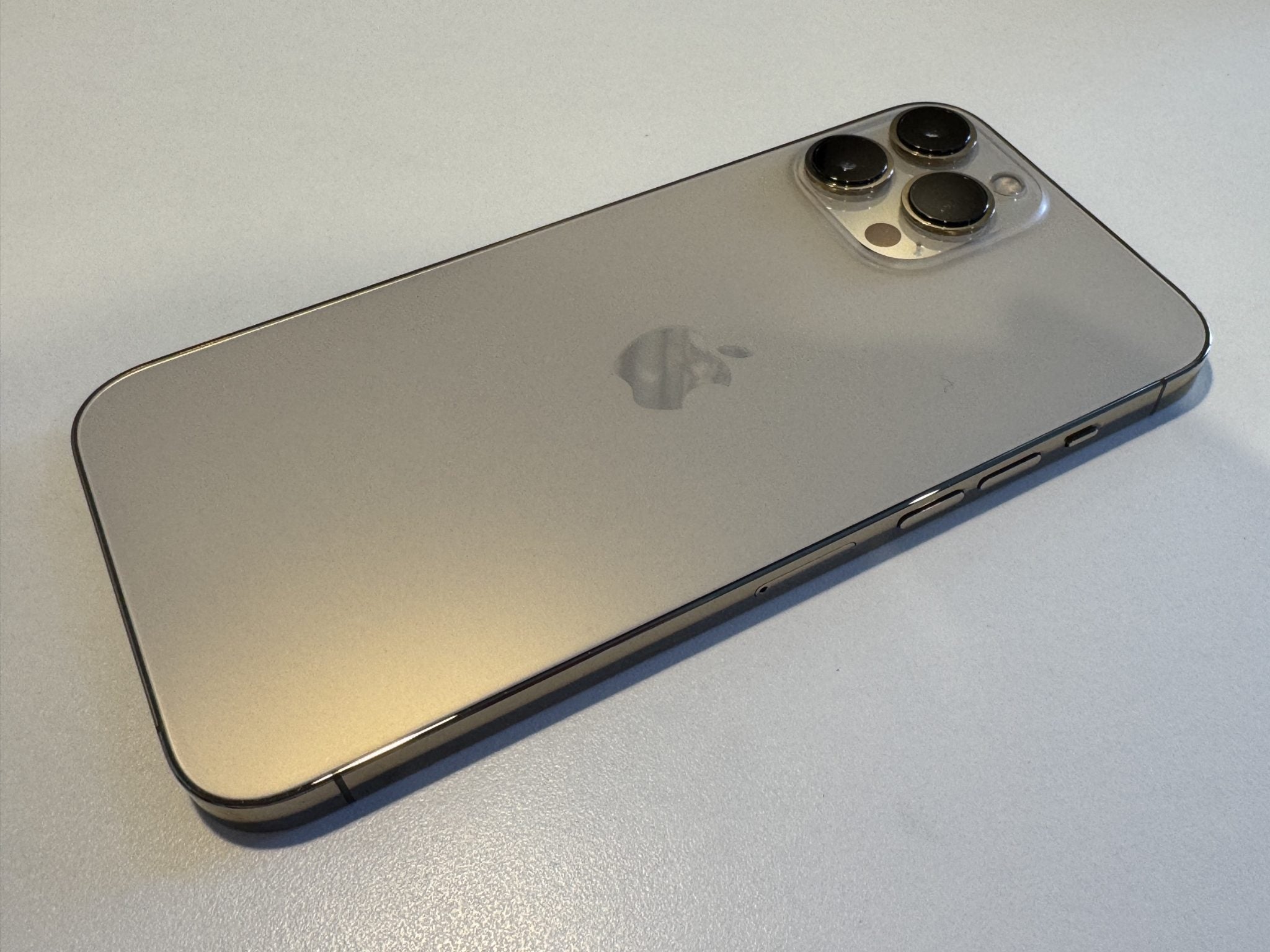 Apple iPhone 13 Pro Max 256GB Gold - Original Apple Box (As New)