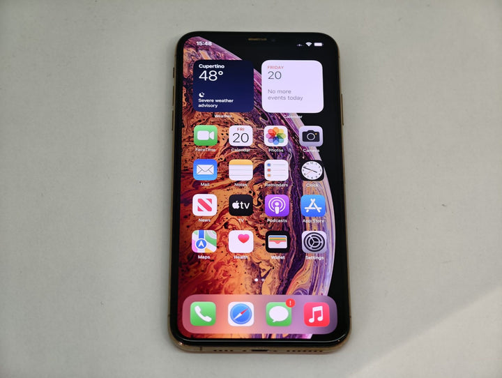 Apple iPhone XS Max 256GB Gold - New Case , Screen Protector (Used)