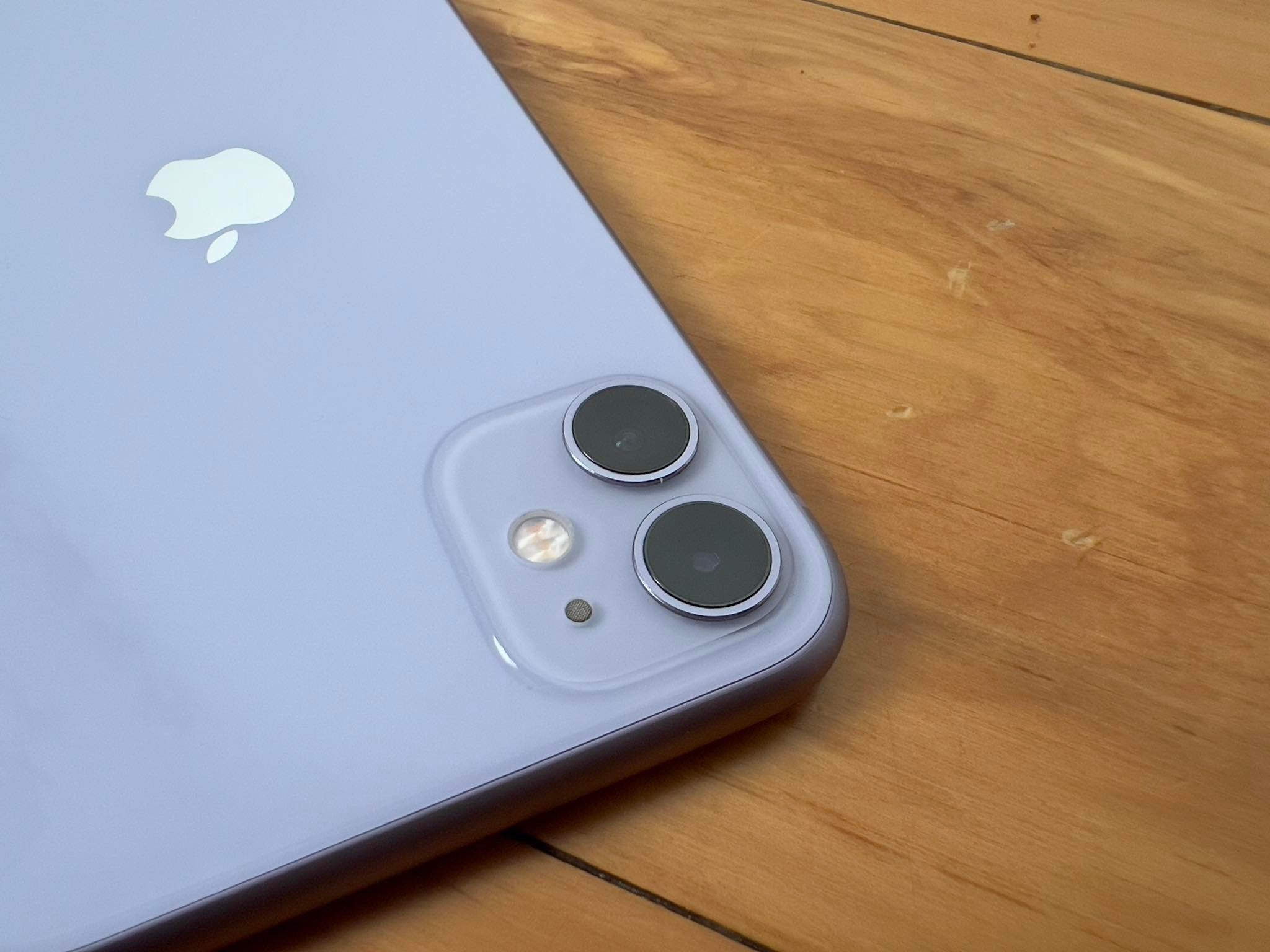 Apple iPhone 11 64GB Purple New Case, Glass Screen Protector & Shipping (Exc) Batt Serv