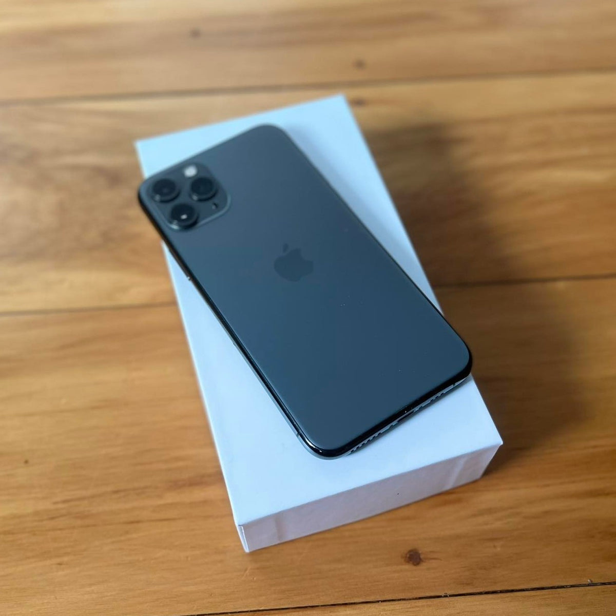 Apple iPhone 11 Pro Black 256GB - New Case, Screen Protector (Exc)