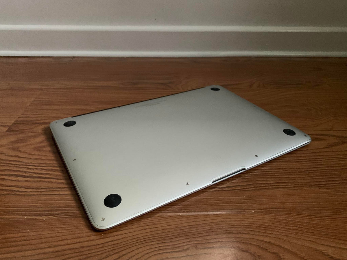 Apple MacBook Air 13 inch 2017 128GB Turbo 2.9Ghz (As New)