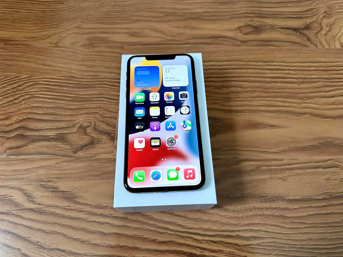 Apple iPhone 11 Pro Max 256GB Gold - New Battery (As New)