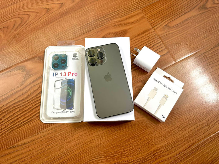 Apple iPhone 13 Pro 128GB 5G Graphite (Excellent) Case, Glass Screen Protector & Shipping