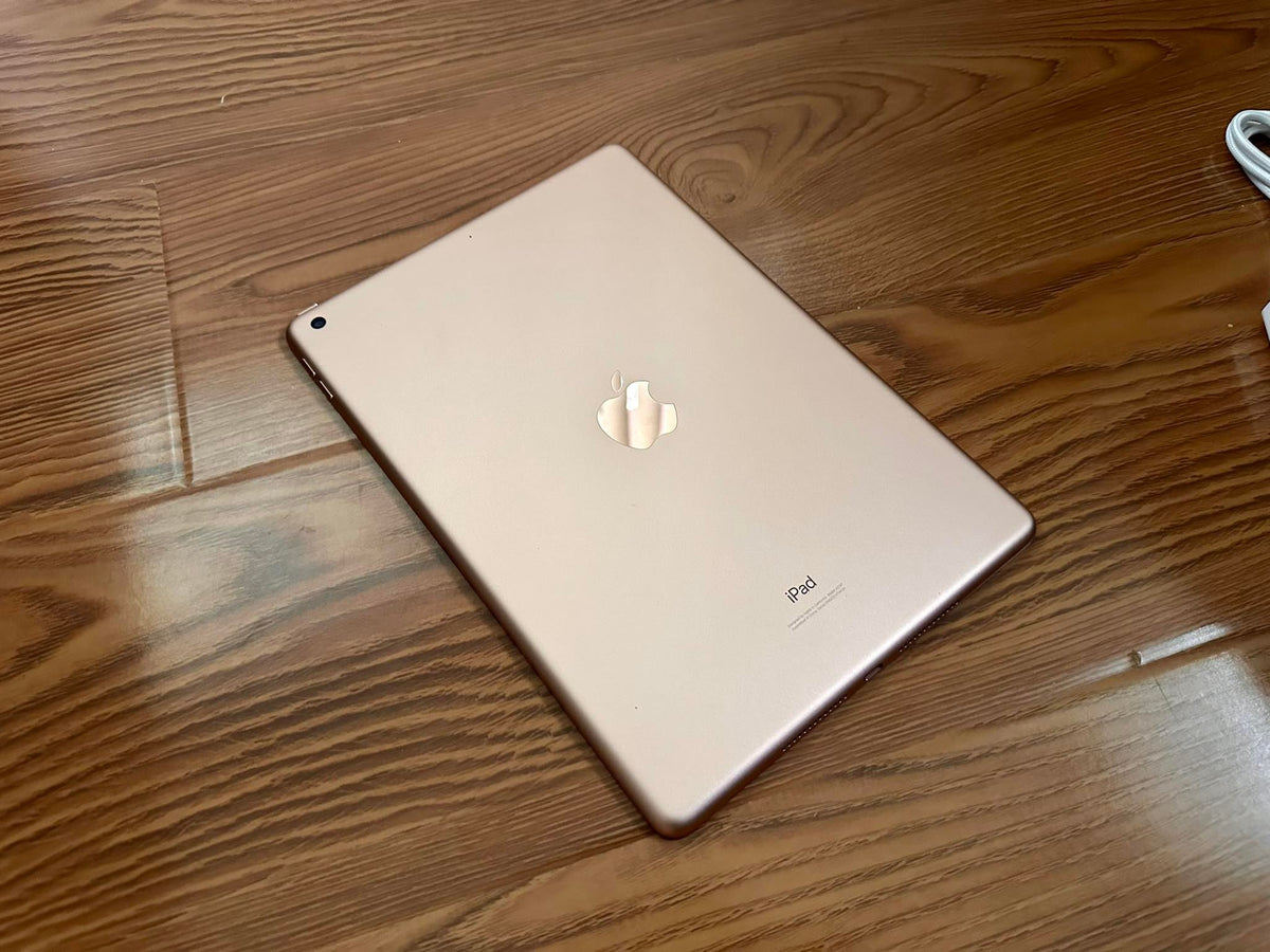 Apple iPad 6th Gen 32GB Wi-Fi Gold - New Battery (As New)