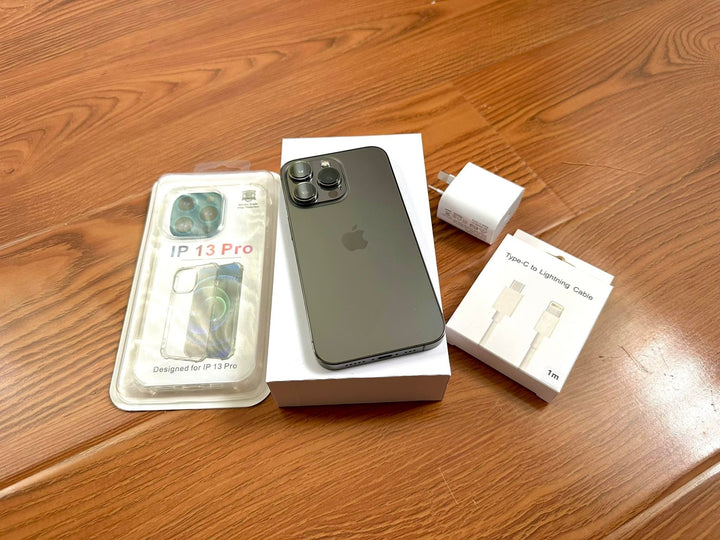 Apple iPhone 13 Pro 256GB 5G Graphite (Good) *Free Case, Screen protector & Shipping