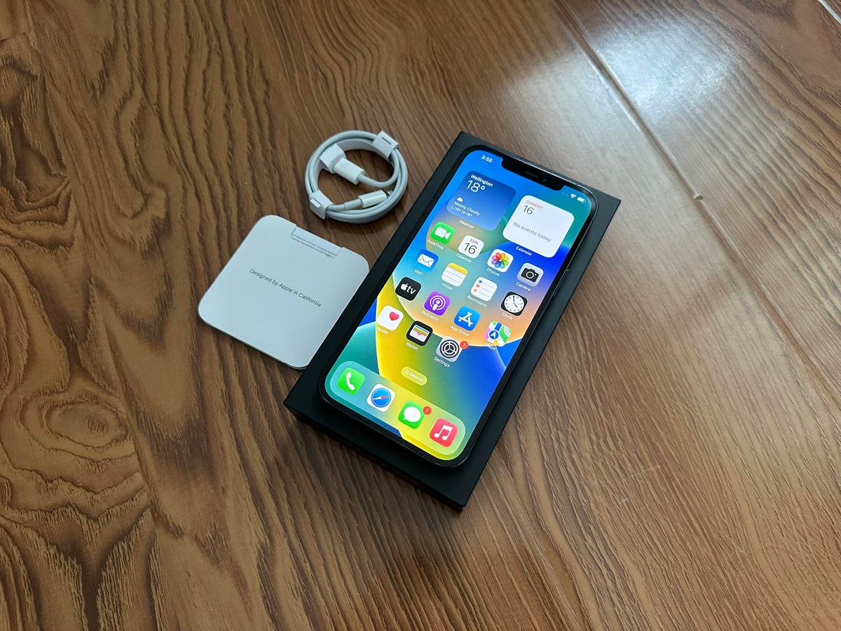 Apple iPhone 13 Pro Max 128GB 5G Graphite Original Box (As New) New Battery, Case, Glass Screen Protector