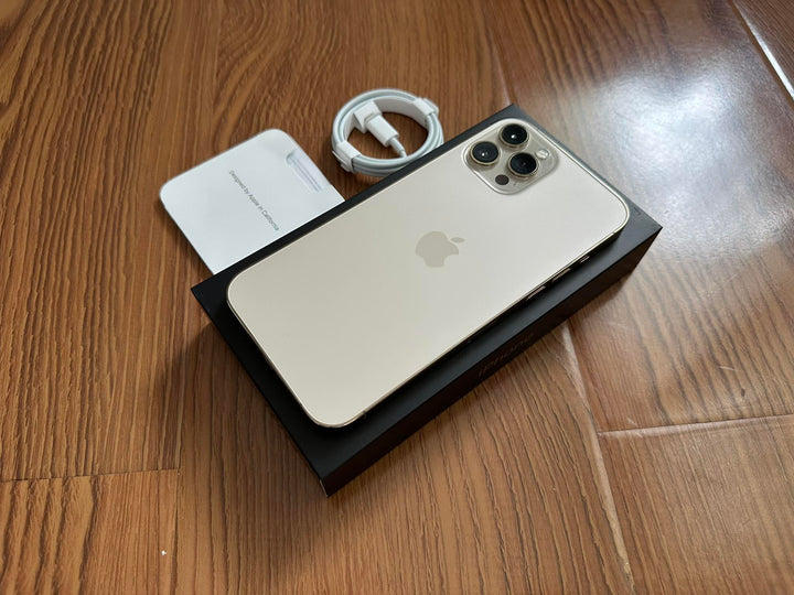 Apple iPhone 12 Pro Max 128GB Gold 5G (As New) With New Case, Screen Protector & Shipping