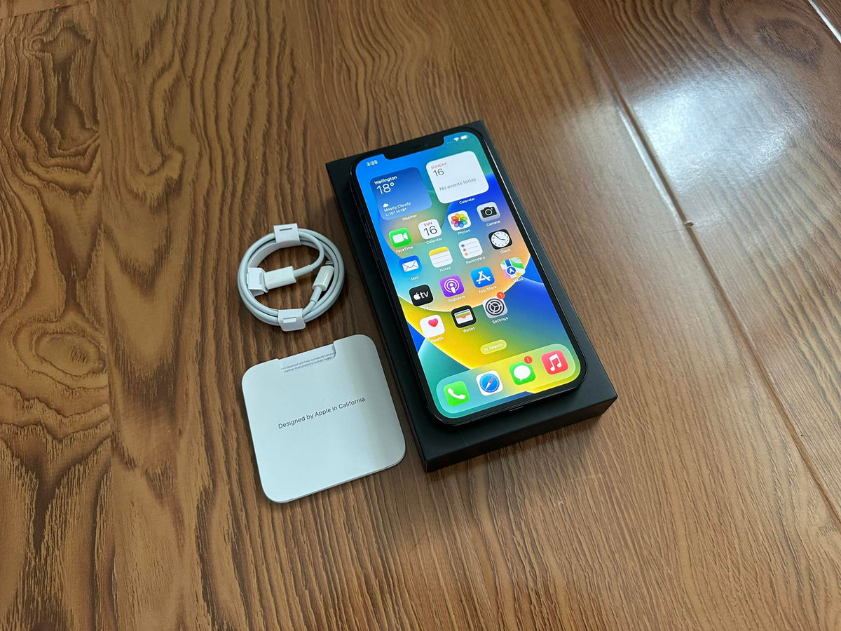 Apple iPhone 13 Pro Max 128GB 5G Graphite Original Box (As New) New Battery, Case, Glass Screen Protector