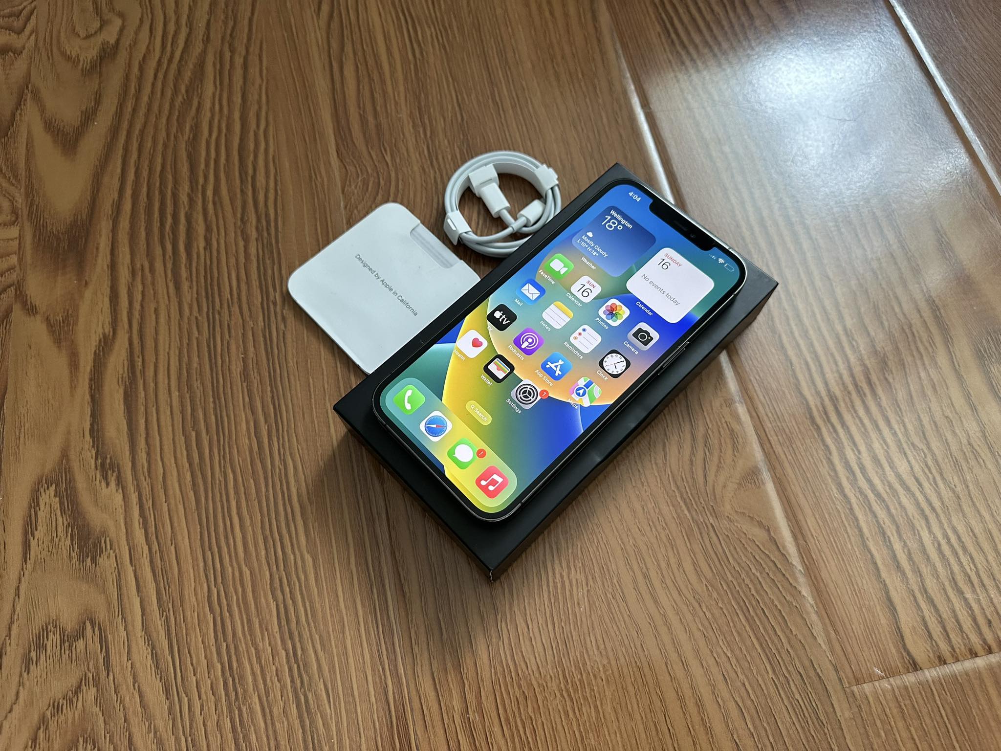 Apple iPhone 12 Pro 256GB 5G Grey Original Box,  New Battery (As New) Refurbished