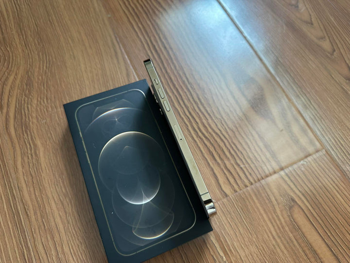 Apple iPhone 12 Pro Max 128GB Gold 5G (As New) With New Case, Screen Protector & Shipping