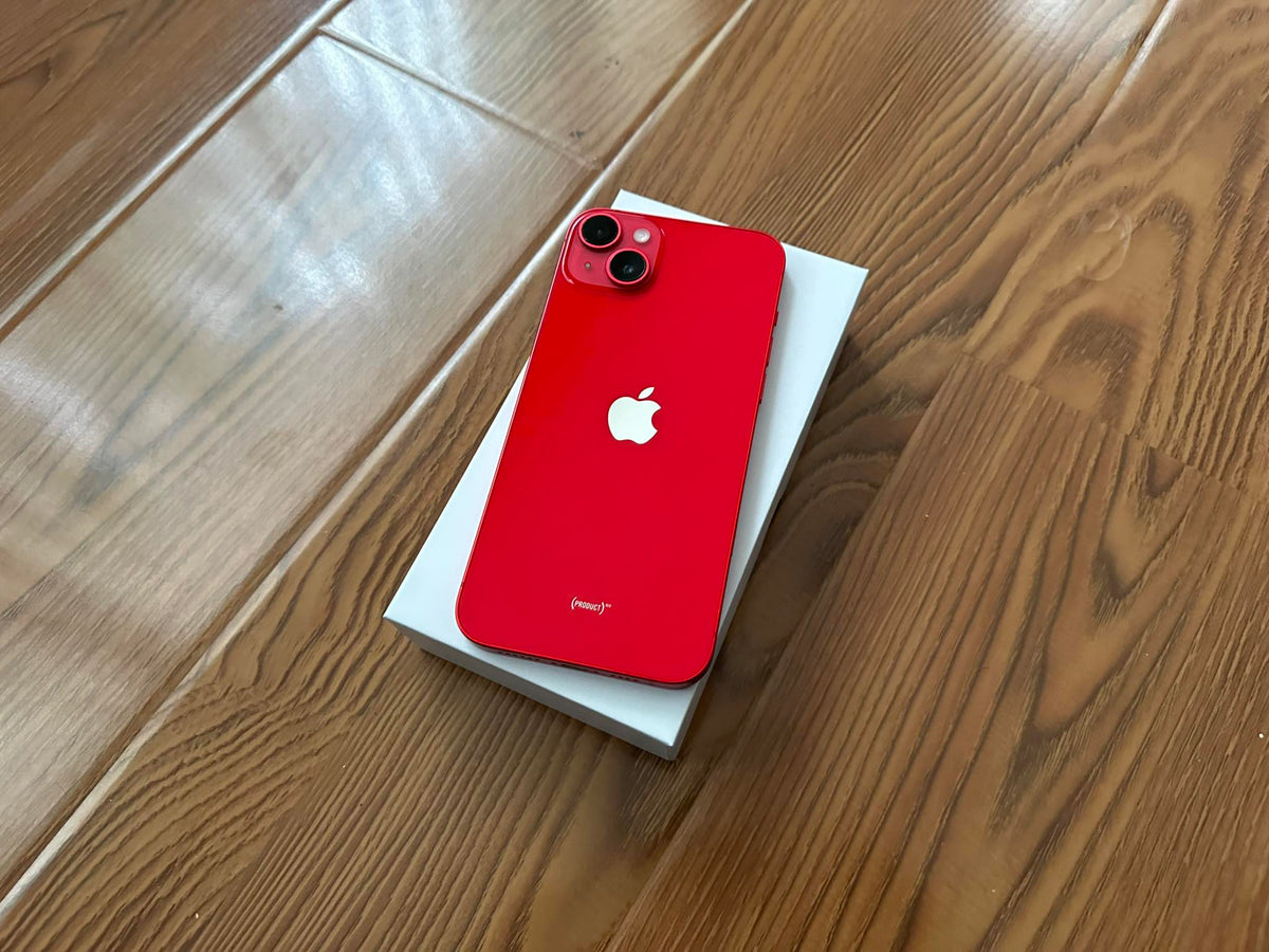 Apple iPhone 13 128GB 5G Red - New Battery, Case & Screen Protector (Exc)
