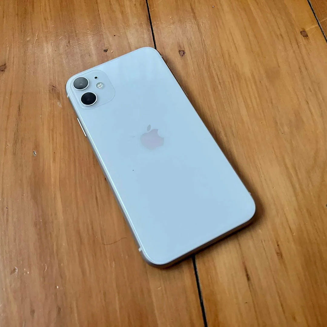 Apple iPhone 11 64GB White (Excellent)