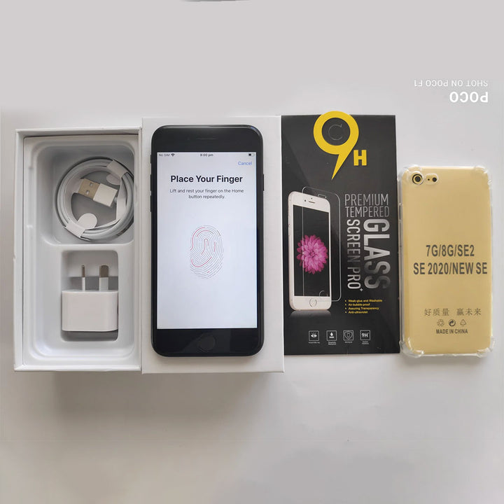 Apple iPhone 7 32GB Space Grey - New Battery, Case, Glass Screen Protector 