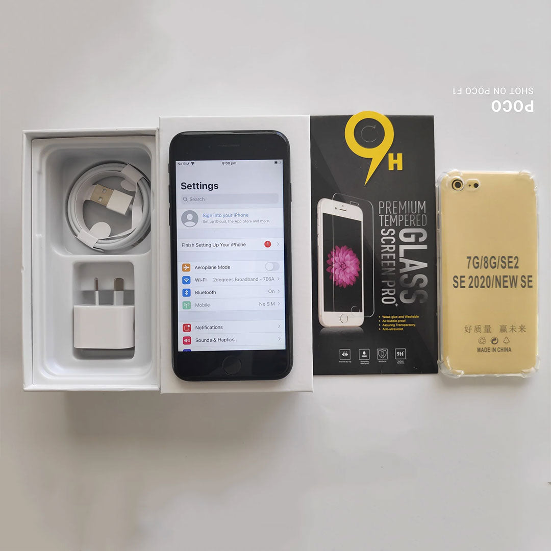 Apple iPhone 7 32GB Space Grey - New Battery, Case, Glass Screen Protector 