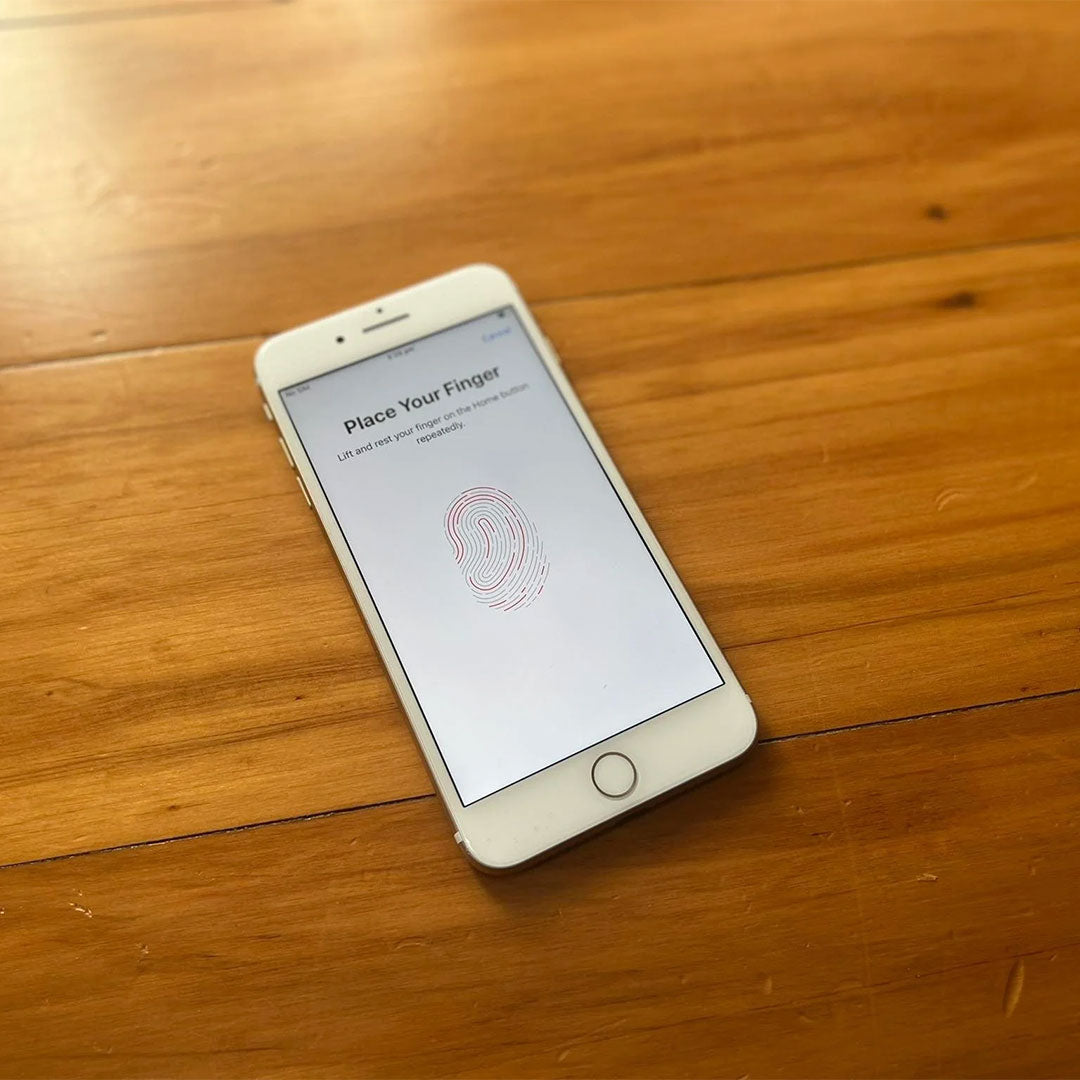 Apple iPhone 7 Plus 128GB Gold - New Battery, Case, Glass Screen Protector (Exc) WS