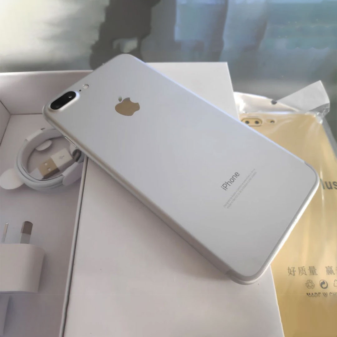 Apple iPhone 7 Plus 128GB Silver - New Battery, Case, Screen Protector 