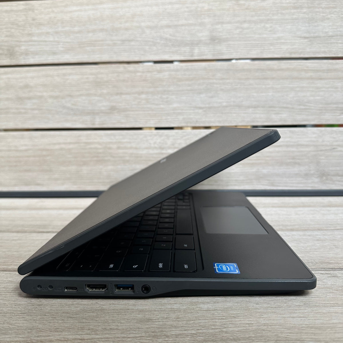 SUPER SPECIAL !! Acer Chromebook C771 11.6-Inch Intel Celeron 3855U 11.6 Inch 4GB RAM 32GB Google Chrome OS (Excellent) School Ready