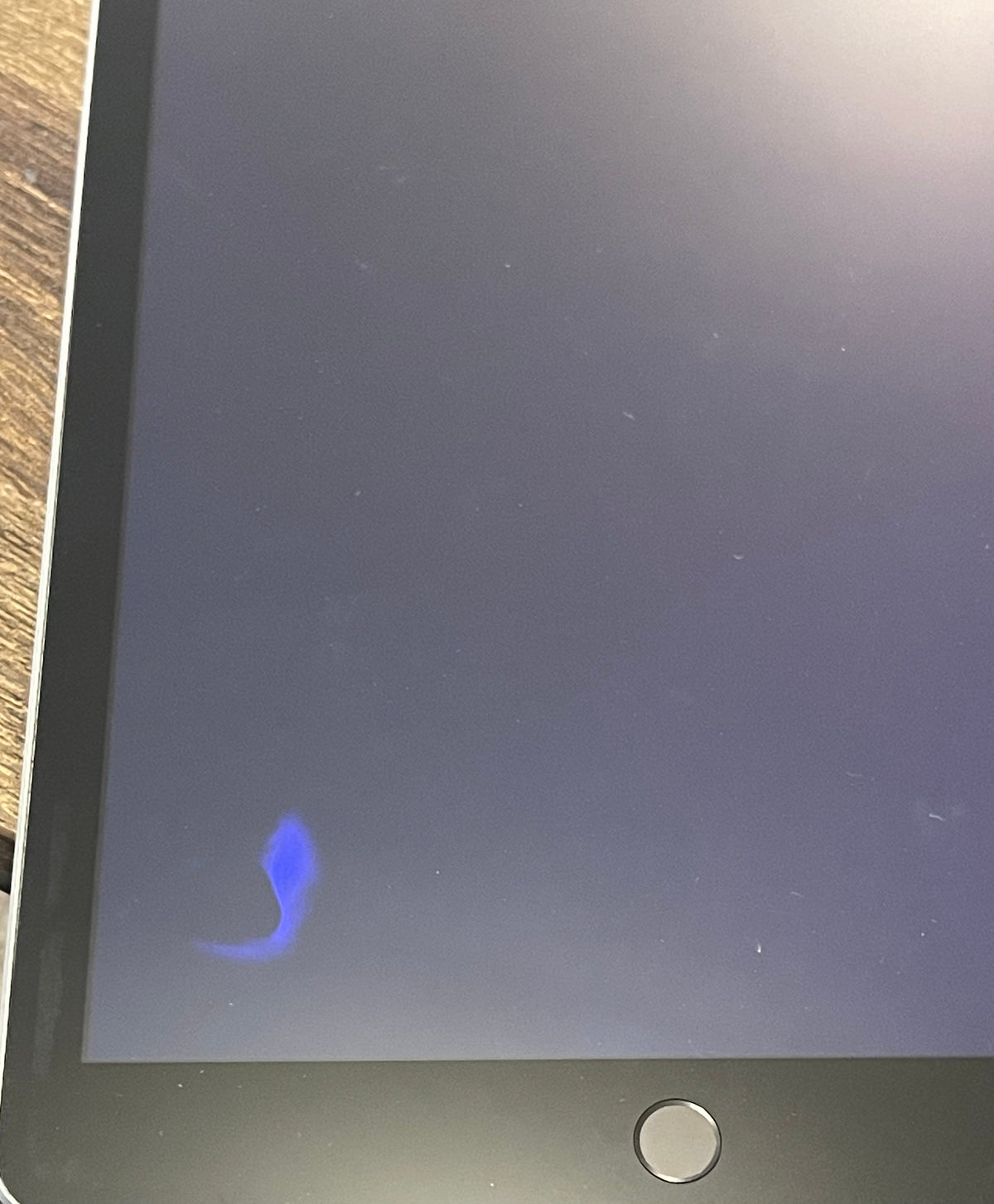 Apple iPad 6th Gen 32GB Wi-Fi + Cellular 3G/4G Space Gray (Exc) Blue patch LCD