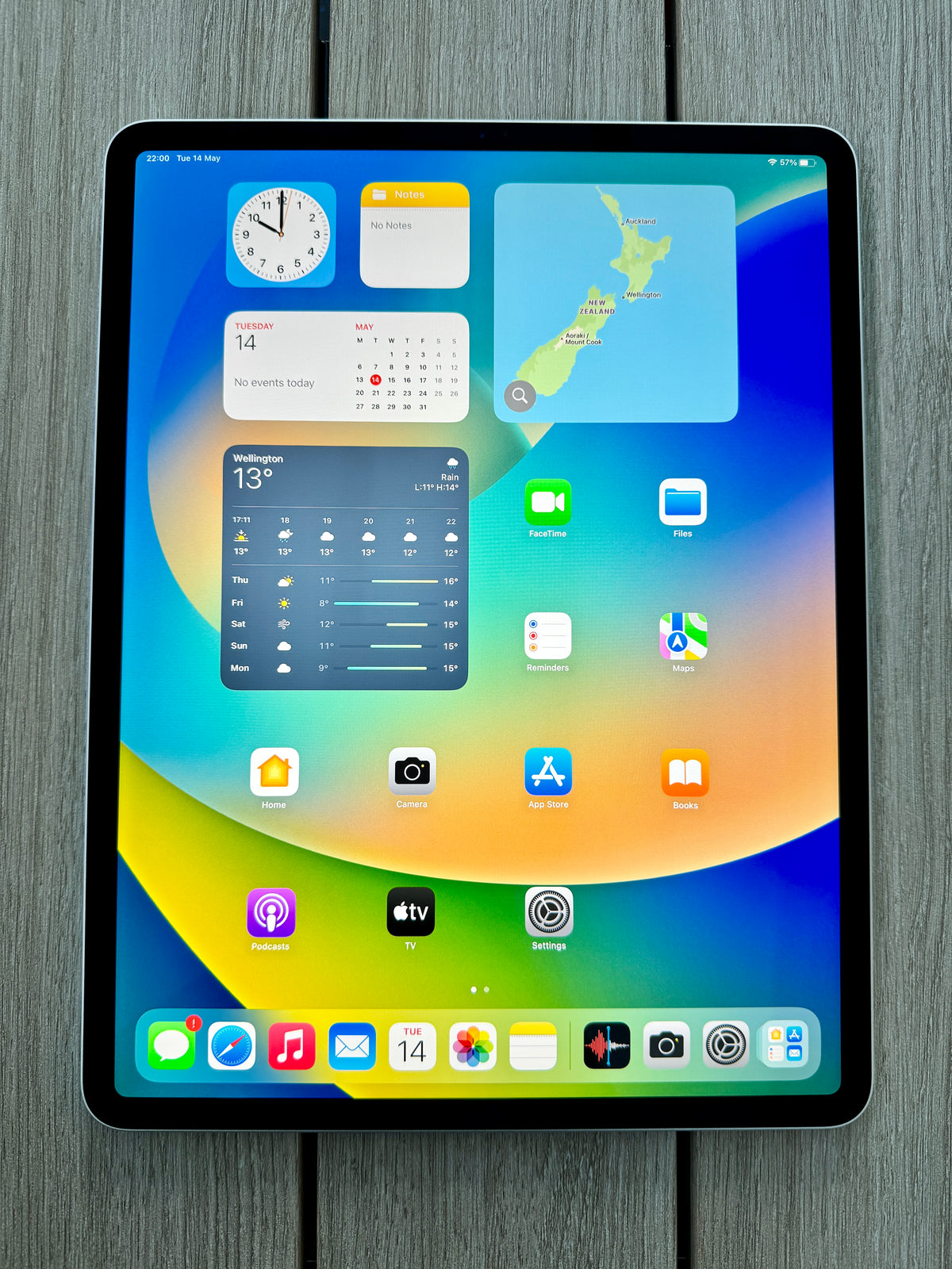 Apple iPad Pro 12.9-inch Wi-Fi 256GB Silver 2020 4th Gen (As New)
