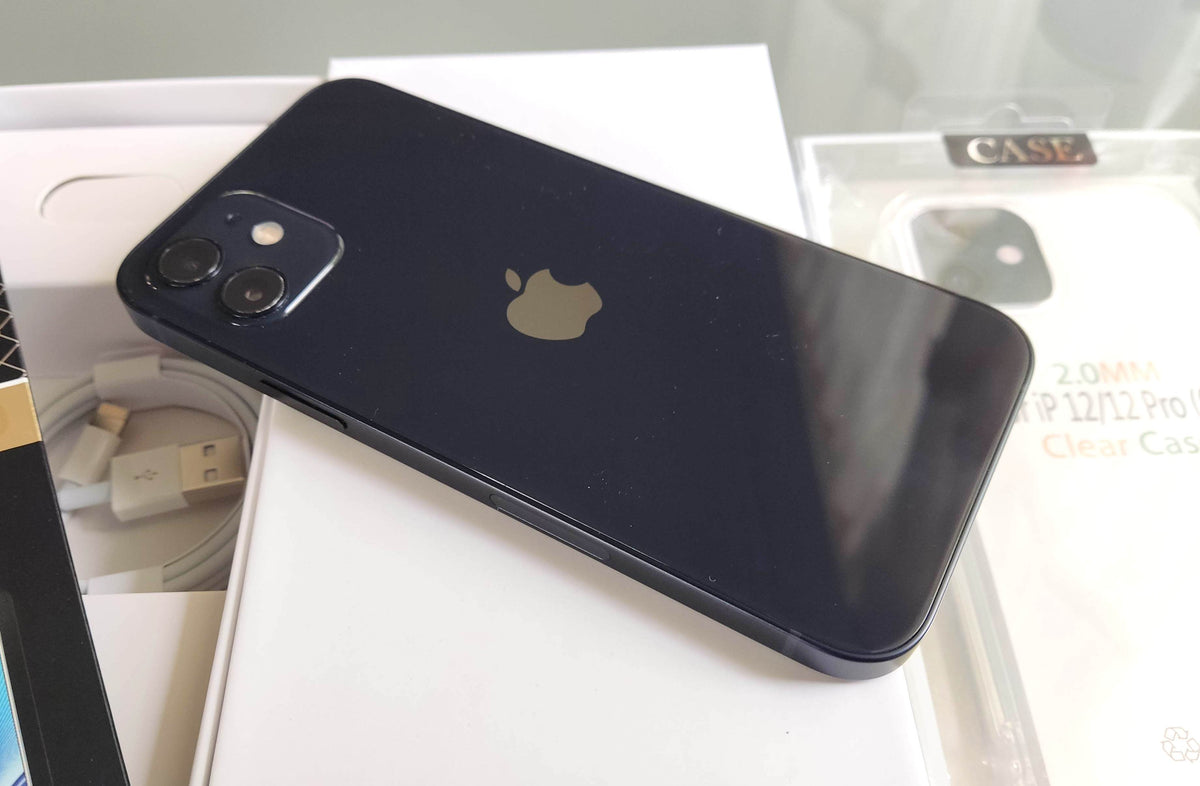 Apple iPhone 12 64GB Black - New Case, Screen Protector (Good)
