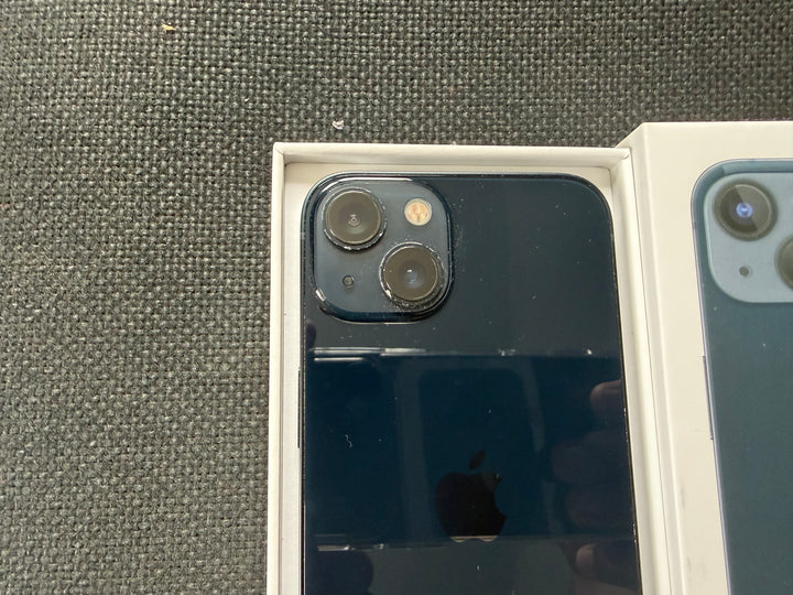 Apple iPhone 13 128GB 5G Midnight Black - Apple Box, Screen Protector (As New) Pre-owned