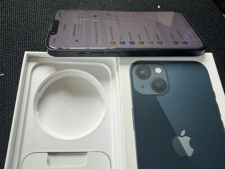 Apple iPhone 13 128GB 5G Midnight Black - Apple Box, Screen Protector (As New) Pre-owned