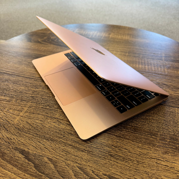 MacBook Air (Retina, 13-inch, 2018) Intel i5, 8GB RAM, 128GB Rose MacBook Air (Retina, 13-inch, 2018) Intel i5, 8GB RAM, 128GB Rose