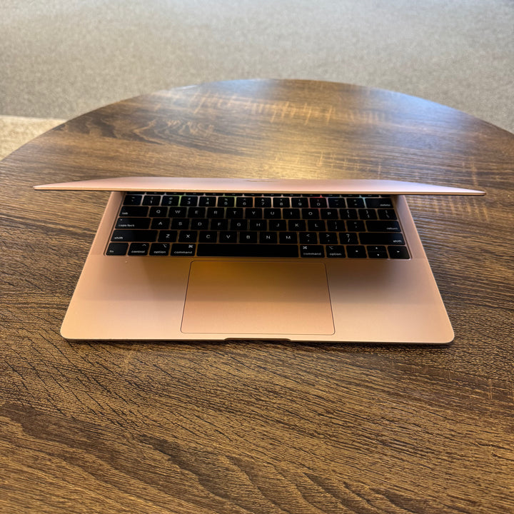 MacBook Air (Retina, 13-inch, 2018) Intel i5, 8GB RAM, 128GB Rose MacBook Air (Retina, 13-inch, 2018) Intel i5, 8GB RAM, 128GB Rose