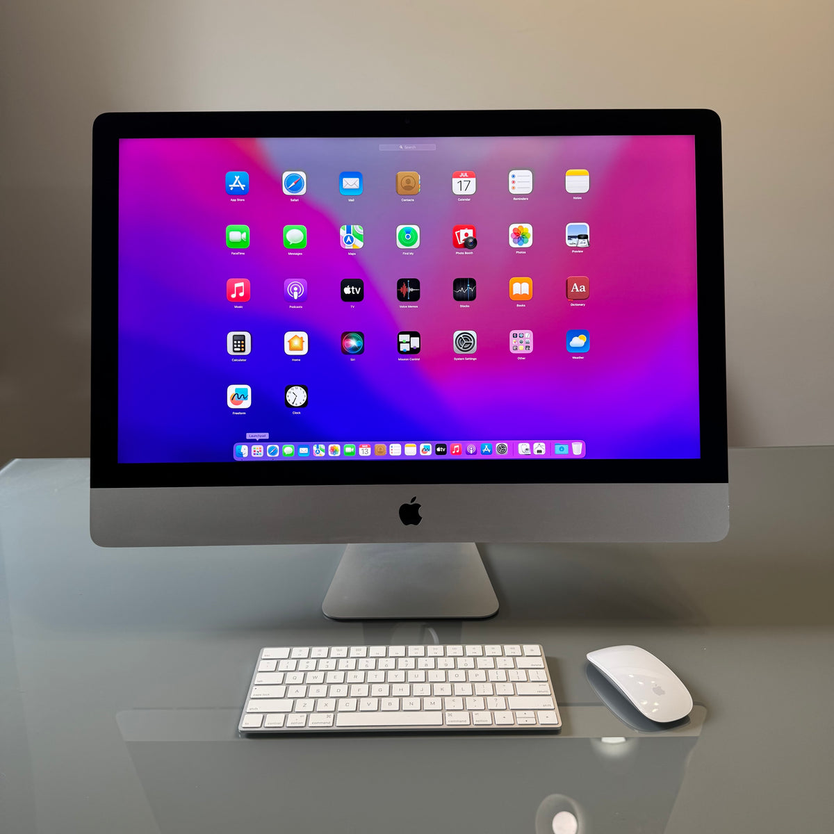 Apple iMac (27 inch Retina 5k 2017) Intel i5 16GB RAM 2TB SSD - As New Condition