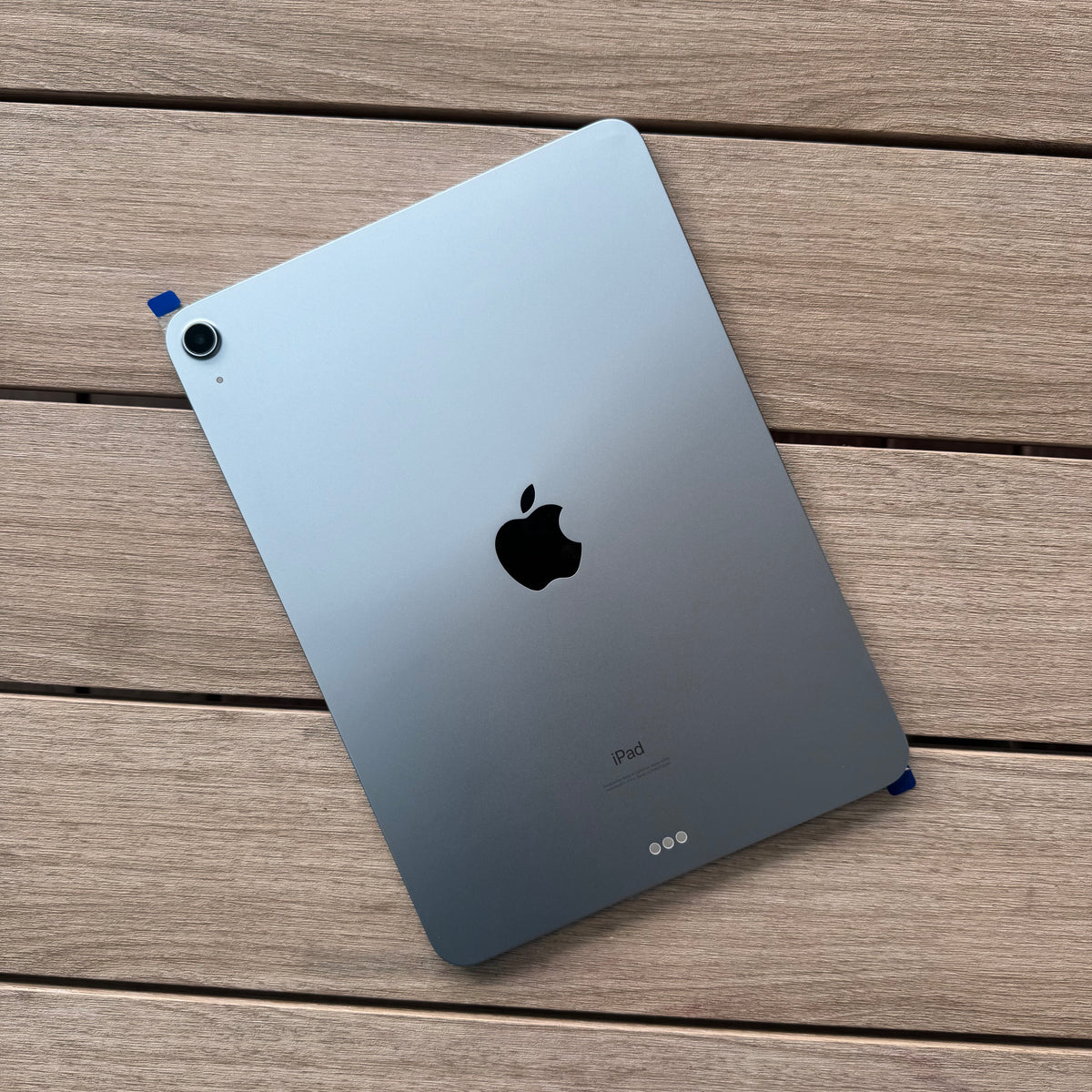 Apple iPad Air 10.9 inch 4th Gen 64GB Wi-Fi + Cellular Light Blue - New Battery (Excellent)