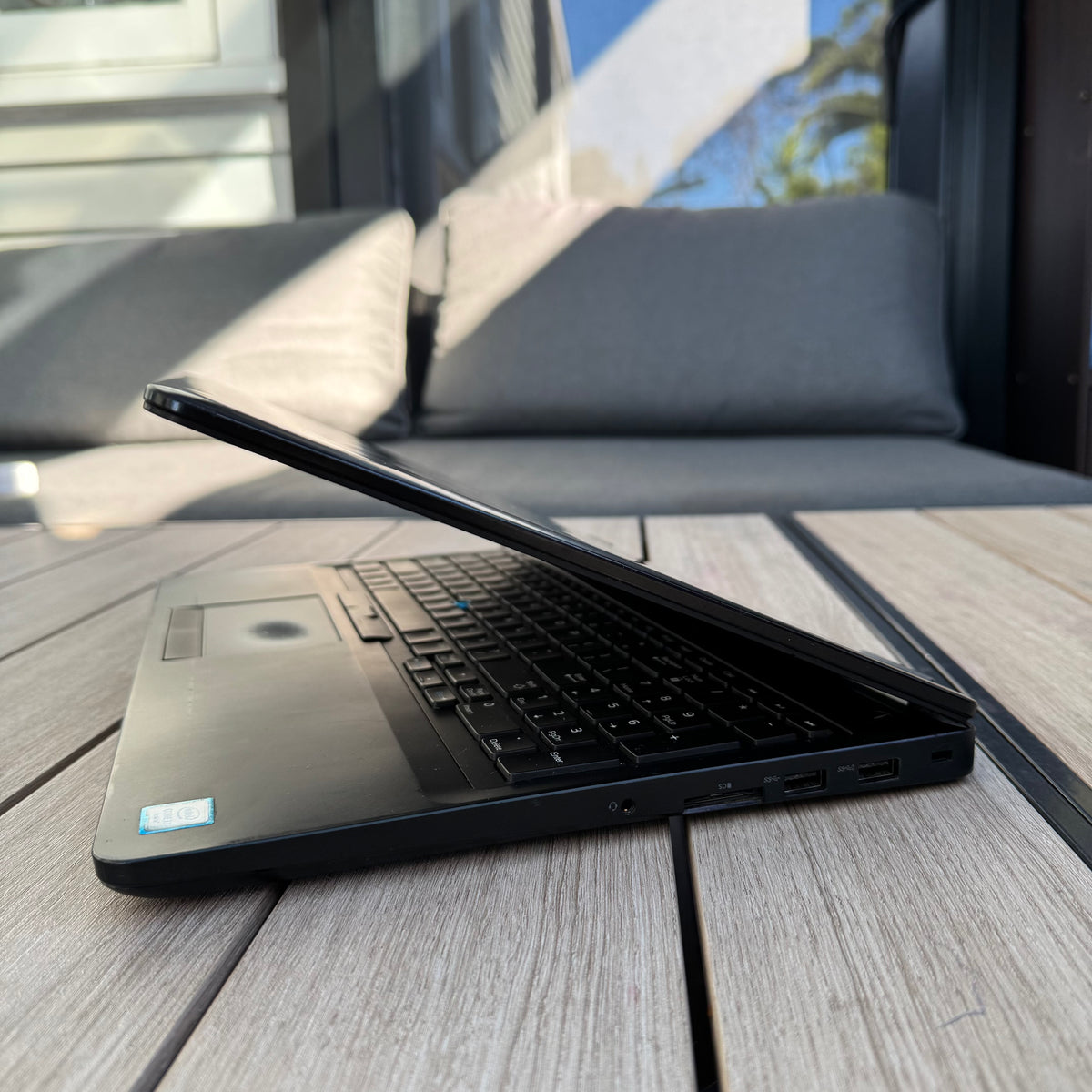 Dell Latitude E5570 Laptop i7 6th gen 8GB 512GB Black - Excellent
