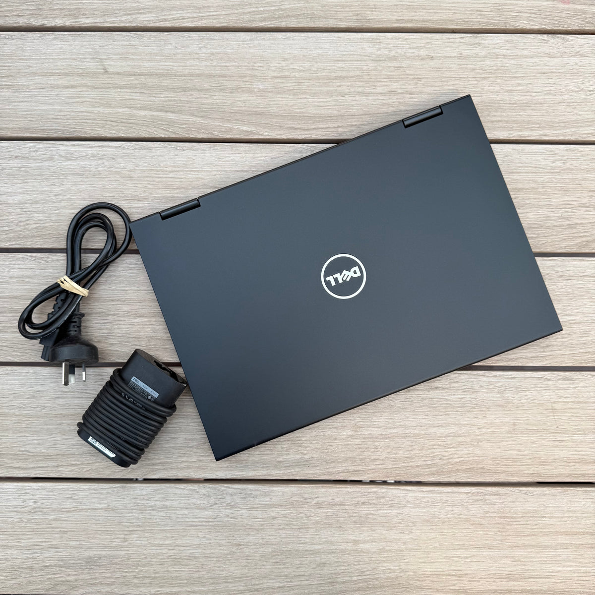 Dell Latitude 3390 2-in-1 – 13.3" Touch | i5 | 16GB RAM | 256GB SSD | Windows 11 Pro (Excellent)