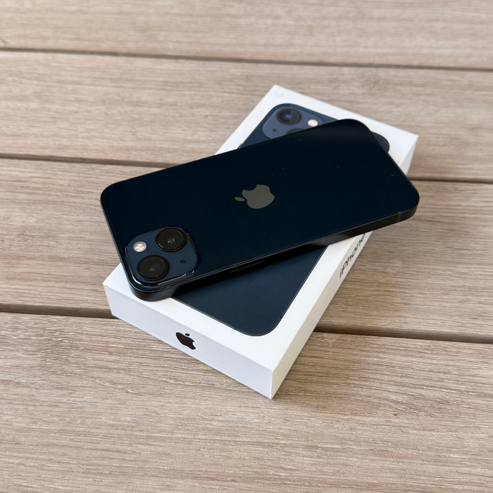 Apple iPhone 13 128GB 5G Midnight Black - New Battery, Apple Box, New Case & Screen Protector (As New) Pre-owned