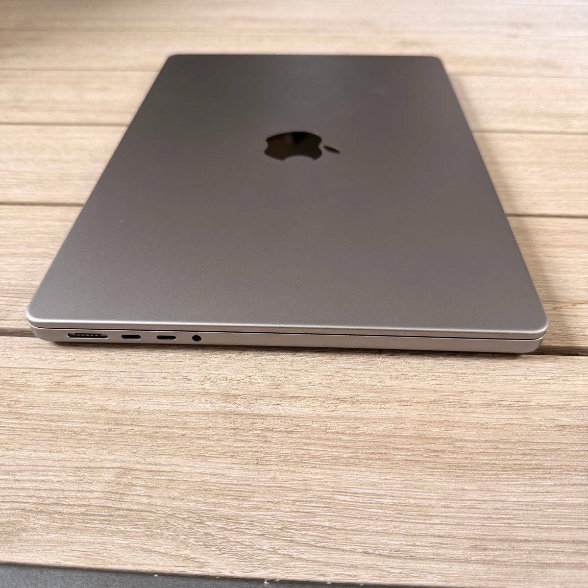 MacBook Pro 14-inch M1 Pro 2021 16GB 512GB 14-Core GPU A2442 - Used (Grade A)