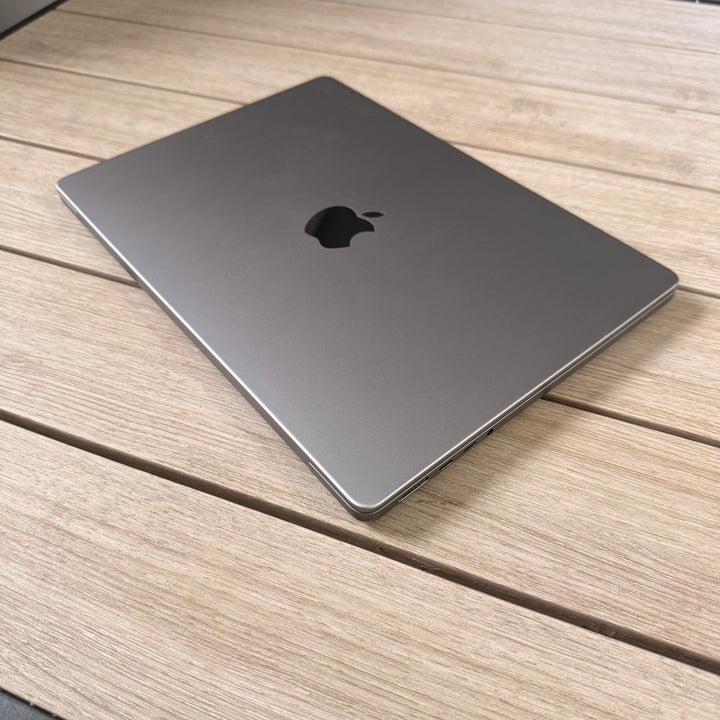 MacBook Pro 14-inch M1 Pro 2021 16GB 512GB 14-Core GPU A2442 - Used (Grade A)
